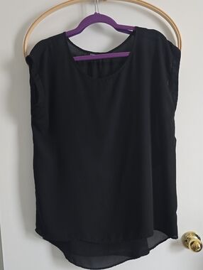 Ava & Grace Black Sleeveless Chiffon Blouse